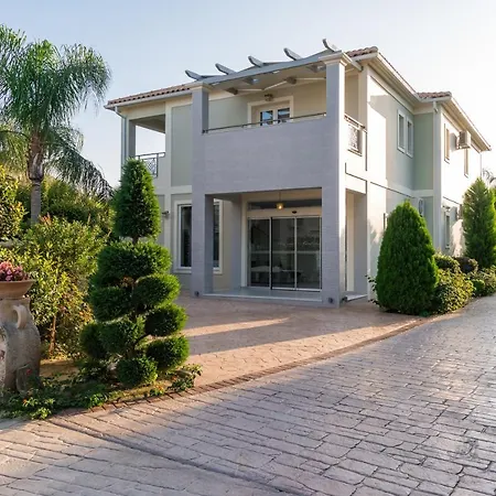 Mamfredas Luxury Villa Ciliví